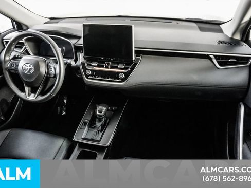 Used 2026 Toyota Corolla Cross XLE FWD image 15