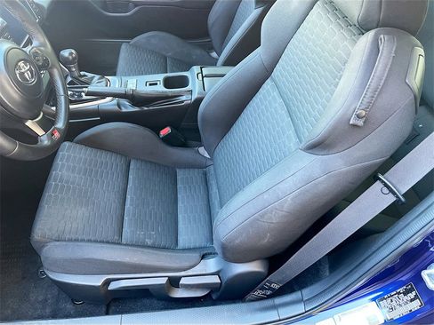 Used 2022 Toyota GR86 image 19