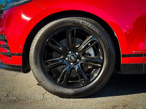 Used 2021 Land Rover Range Rover Velar R-Dynamic S image 9