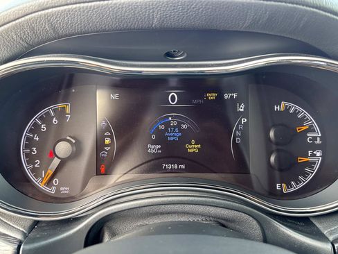 Used 2019 Jeep Grand Cherokee High Altitude image 18