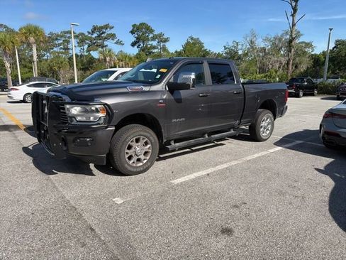 Used 2024 RAM 2500 Laramie AWD/4WD image 2