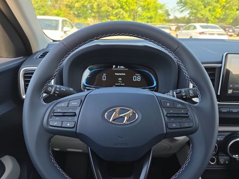 New 2026 Hyundai Venue SEL FWD image 13