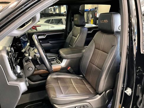 Used 2026 Chevrolet Silverado 1500 High Country AWD/4WD image 10