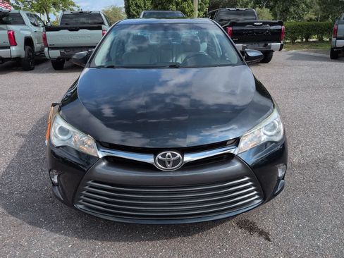 Used 2015 Toyota Camry LE FWD image 9
