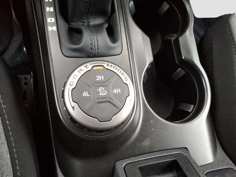 Used 2023 Ford Bronco Big Bend image 20