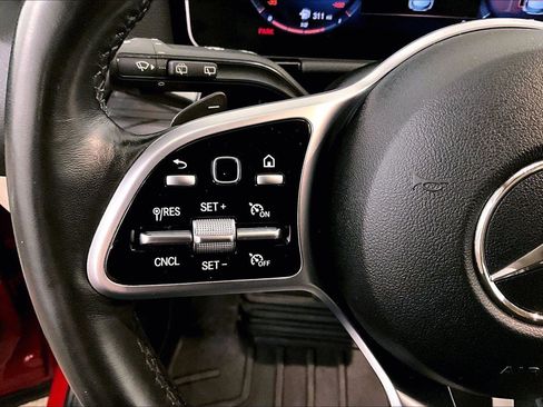 Used 2021 Mercedes-Benz GLA 250 4MATIC image 17