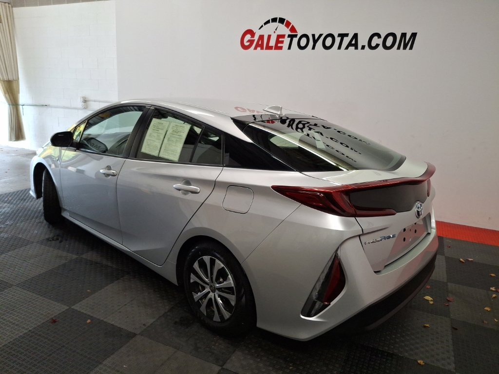 Used 2022 Toyota Prius Prime LE FWD image 10