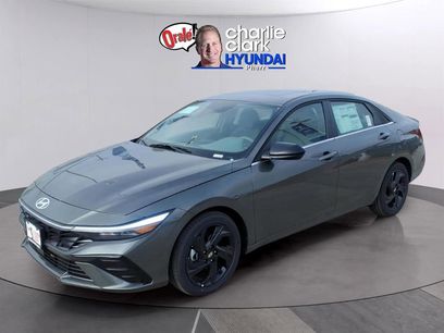 New 2026 Hyundai Elantra SEL Sport