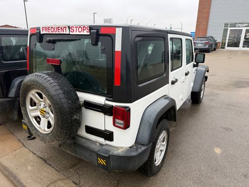 Used 2016 Jeep Wrangler Unlimited Sport image 6