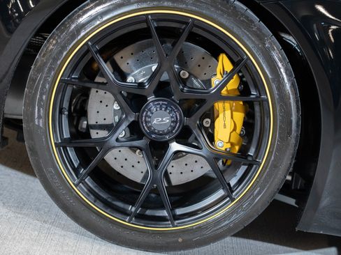 Certified 2025 Porsche 718 Boxster Spyder RS RWD image 11