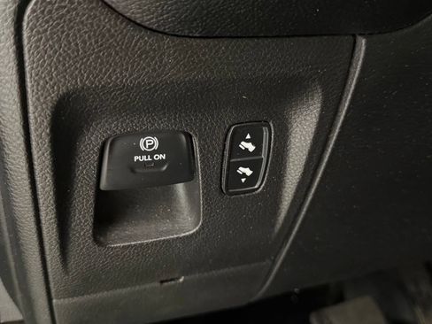 Used 2020 RAM 1500 Big Horn AWD/4WD image 19