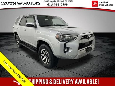 Certified 2022 Toyota 4Runner TRD Off-Road Premium image 1
