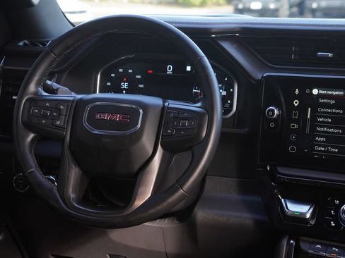 Used 2023 GMC Sierra 1500 AT4 w/ Technology Package AWD/4WD image 37