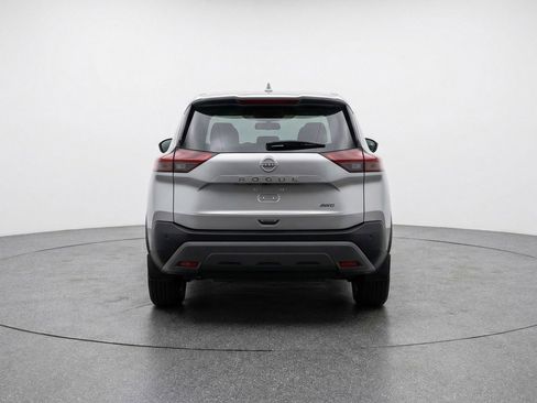 Used 2025 Nissan Rogue SV image 7