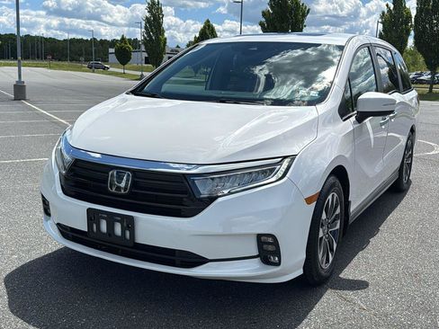 Used 2024 Honda Odyssey EX-L image 13