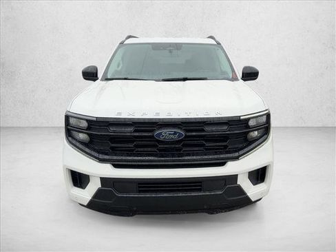 New 2026 Ford Expedition Active image 6