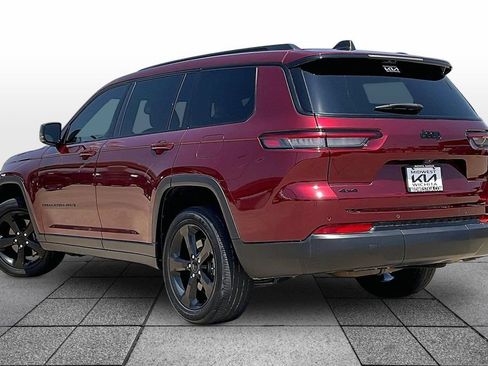 Used 2023 Jeep Grand Cherokee L Altitude AWD/4WD image 12