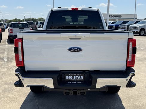 New 2026 Ford F250 Lariat w/ Chrome Package AWD/4WD image 9