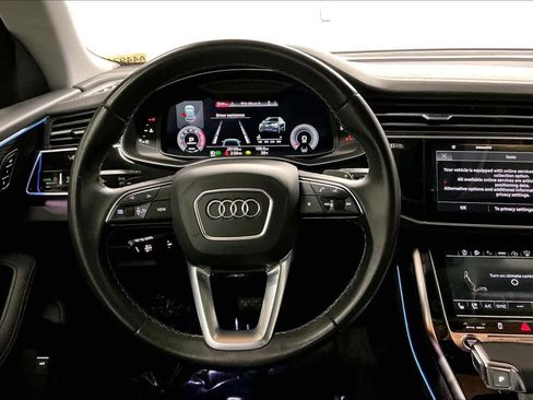 Used 2023 Audi Q8 Prestige w/ Prestige Package image 8