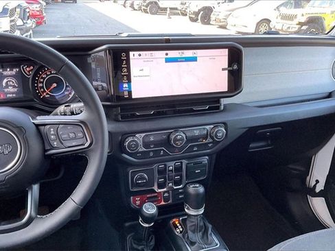 Used 2026 Jeep Wrangler Willys image 5