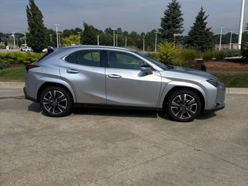 Used 2026 Lexus UX 300h AWD w/ Accessory Package (2T) image 2