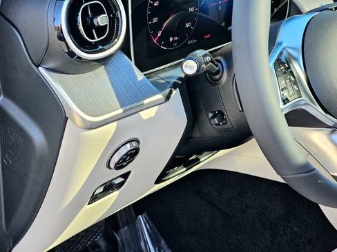 New 2026 Mercedes-Benz GLC 300 4MATIC image 16