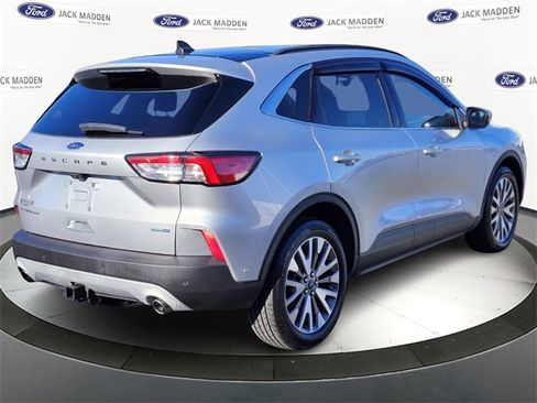 Certified 2020 Ford Escape Titanium image 5