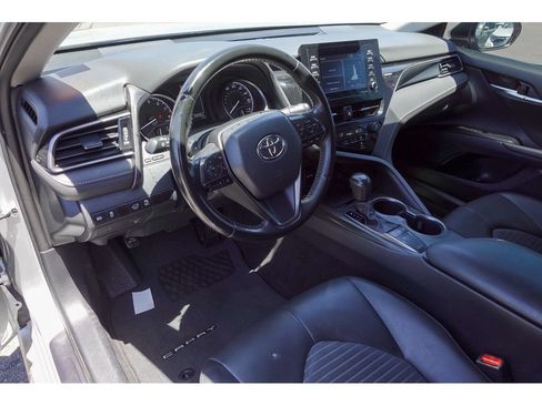 Used 2024 Toyota Camry SE FWD image 10