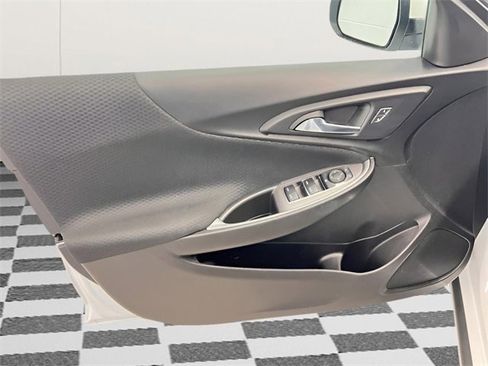 Certified 2024 Chevrolet Malibu LT image 14