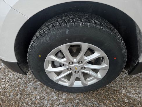 Used 2020 Chevrolet Equinox LT image 35