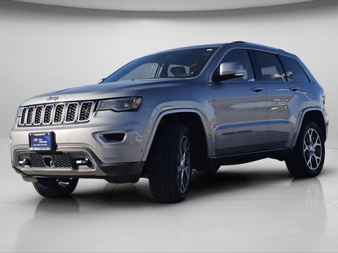 Used 2018 Jeep Grand Cherokee Limited AWD/4WD image 21