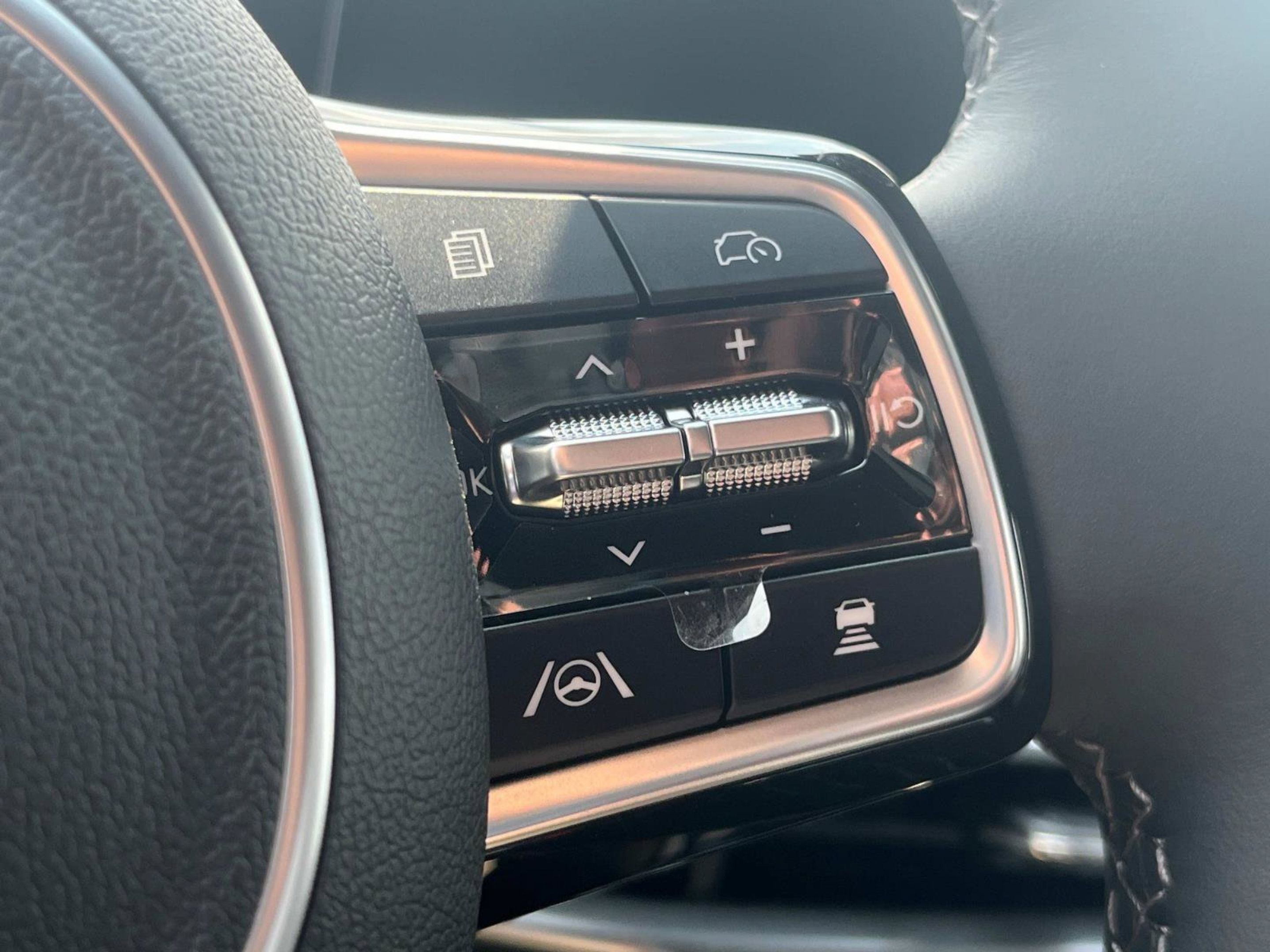 New 2025 Kia Sorento SX Prestige AWD/4WD image 28