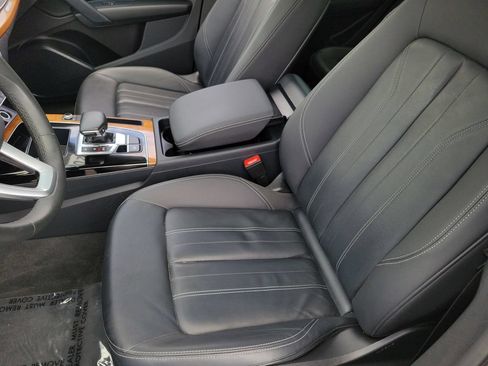 Certified 2023 Audi Q5 Premium w/ Convenience Package AWD/4WD image 17
