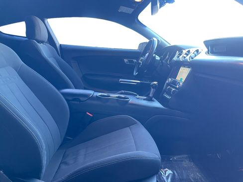 Used 2019 Ford Mustang Coupe w/ Equipment Group 101A RWD image 15