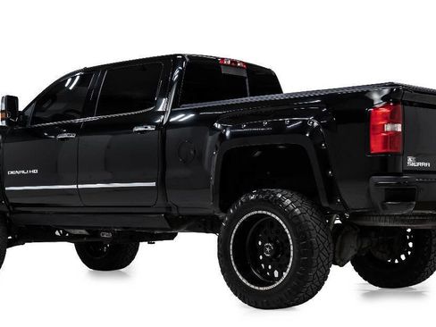Used 2016 GMC Sierra 2500 Denali w/ Duramax Plus Package image 4