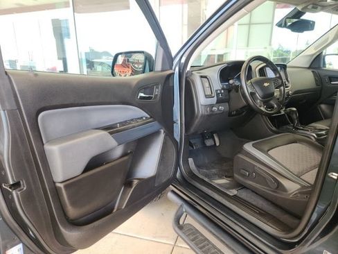 Used 2019 Chevrolet Colorado Z71 AWD/4WD image 15