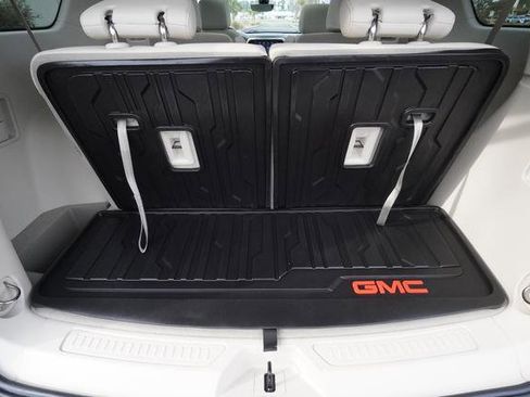 Used 2023 GMC Acadia Denali w/ Denali Ultimate Package image 38