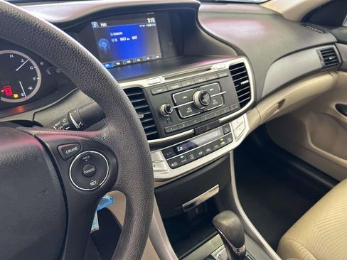 Used 2014 Honda Accord LX image 20