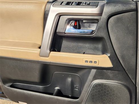 Used 2022 Toyota 4Runner Limited image 22