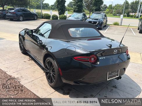 Used 2024 MAZDA MX-5 Miata Club RWD image 6