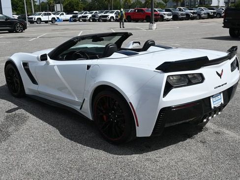Used 2016 Chevrolet Corvette Z06 w/ 3LZ Preferred Equipment Group image 3