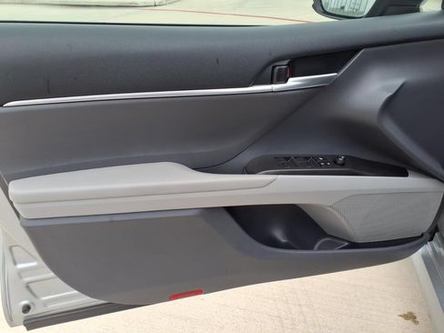 Used 2024 Toyota Camry LE FWD image 14