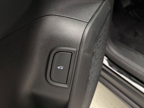 New 2026 GMC Terrain Elevation w/ Elevation Premium Package image 25