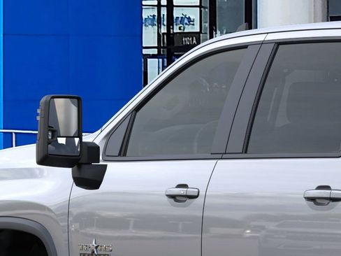 New 2026 Chevrolet Silverado 3500 LT image 12