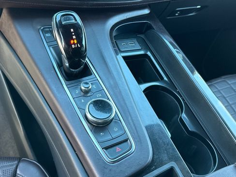 Certified 2022 Cadillac Escalade Sport Platinum w/ Heavy-Duty Trailer Package image 32