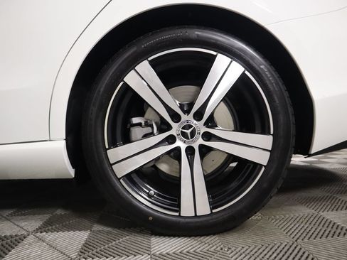 Certified 2026 Mercedes-Benz C 300 Sedan image 32
