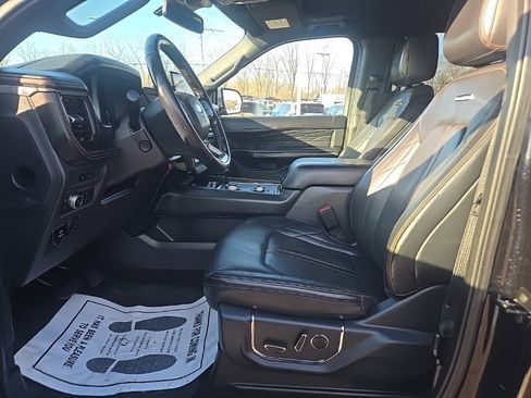 Used 2022 Ford Expedition Max Platinum image 9