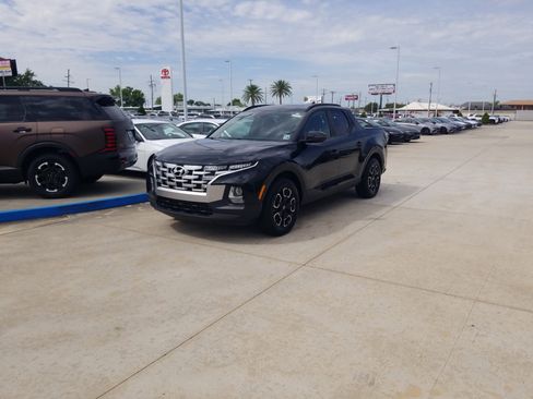 Used 2022 Hyundai Santa Cruz SEL w/ Activity Package image 3