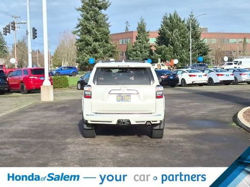 Used 2016 Toyota 4Runner Limited image 5