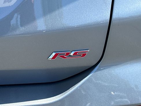 Used 2023 Chevrolet Equinox RS FWD image 36